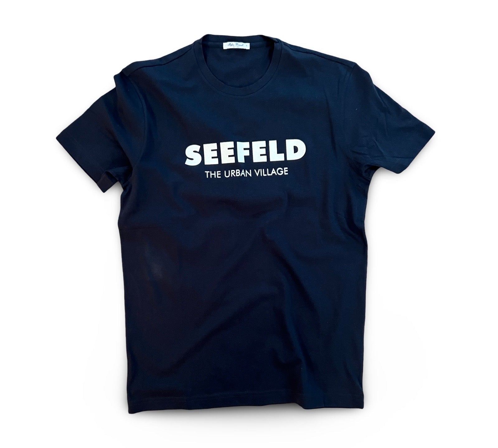 Zurich Kreis 8 meets Stefan Brandt and LABEL17 to celebrate the Quality and Style of Timeless Elegance with this T-Shirt

