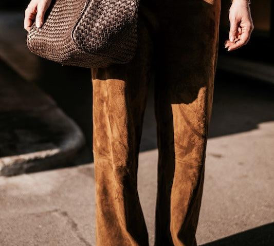 LABEL17 Handbag Tresse Medium Majestic aus geschmeidigem, pflanzlich gegerbtem Lamm-Nappaleder, von Hand geflochten, in Town