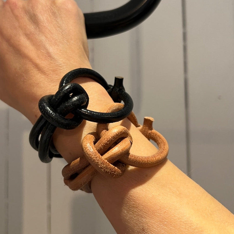 Leather Bracelet Knot | Black